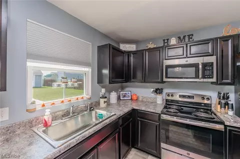 2690 Ivy Trl, Ravenna, OH 44266 photo 10