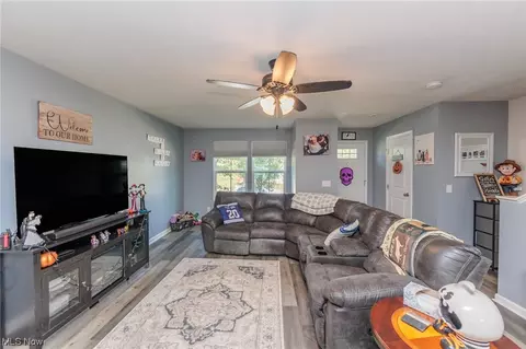2690 Ivy Trl, Ravenna, OH 44266 photo 4