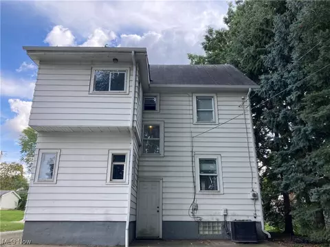 183 E Wilbeth Rd, Akron, OH 44301 photo 3