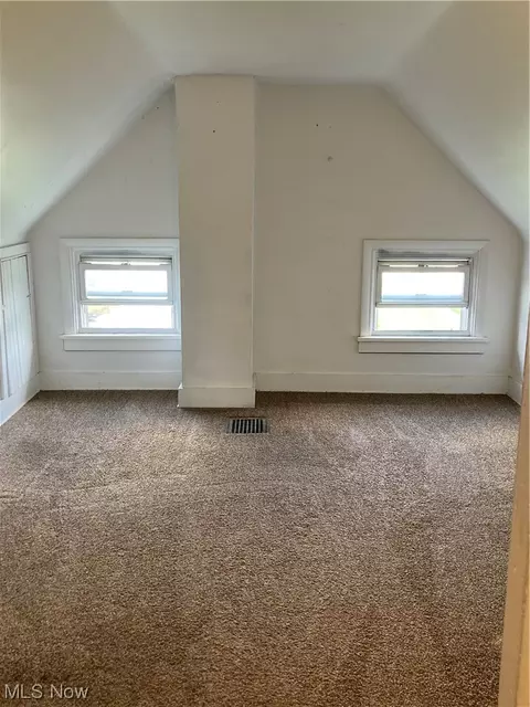 183 E Wilbeth Rd, Akron, OH 44301 photo 22