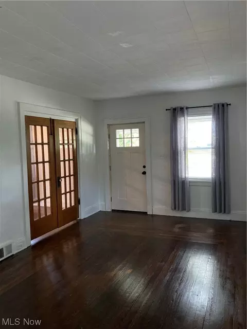 183 E Wilbeth Rd, Akron, OH 44301 photo 10