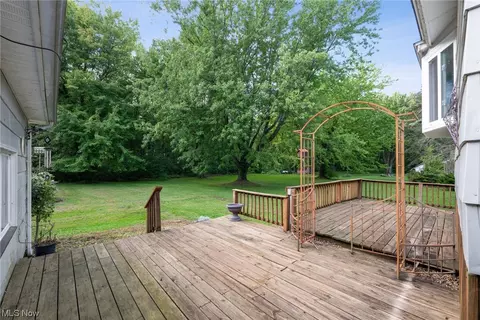 2715 Douglas Rd, Ashtabula, OH 44004 photo 5