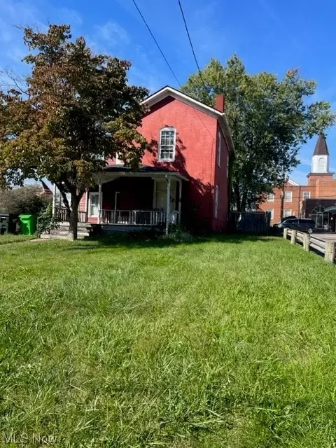 348 N Buckeye St, Wooster, OH 44691