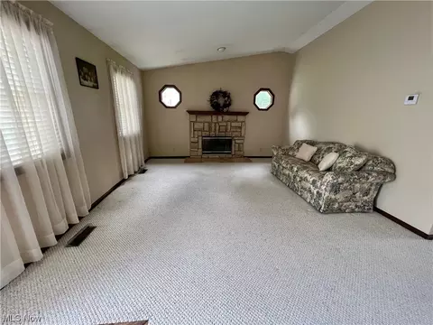 4740 Jaycox Rd, Avon, OH 44011 photo 5