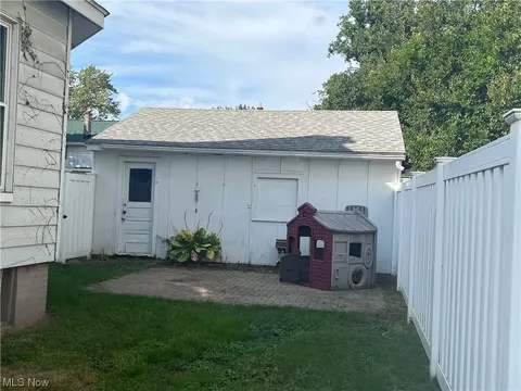 1237 13th St NW, Canton, OH 44703 photo 6
