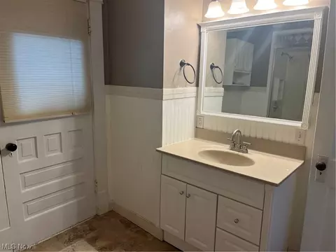 1237 13th St NW, Canton, OH 44703 photo 23