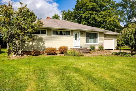 11750 W Sprague Rd, Parma, OH 44130
