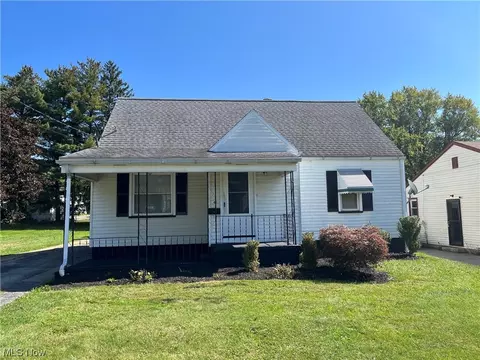 41 S Hartford Ave, Youngstown, OH 44509