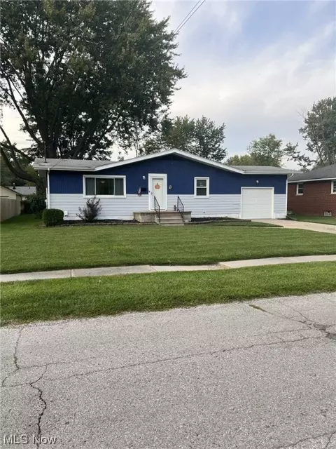 223 Samuel Ave, Elyria, OH 44035 photo 1