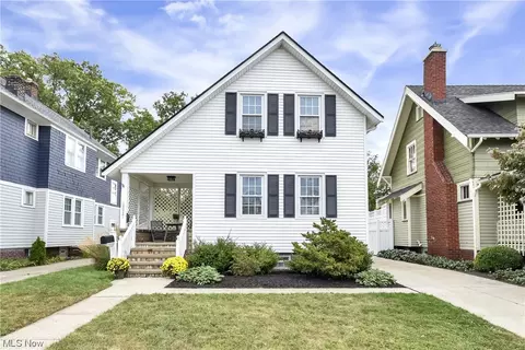19921 Eldora Rd, Rocky River, OH 44116