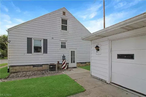 151 Brinker St, Bellevue, OH 44811 photo 5