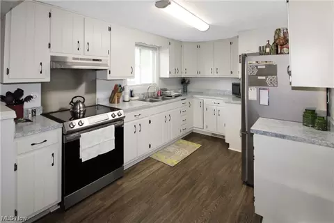 151 Brinker St, Bellevue, OH 44811 photo 17