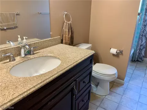 106 Potomac Dr, Elyria, OH 44035 photo 11
