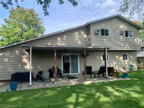 106 Potomac Dr, Elyria, OH 44035 photo 14