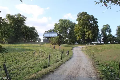 6039 Amsterdam Rd SE, Amsterdam, OH 43903