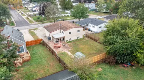 923 Winston St, Akron, OH 44314 photo 5