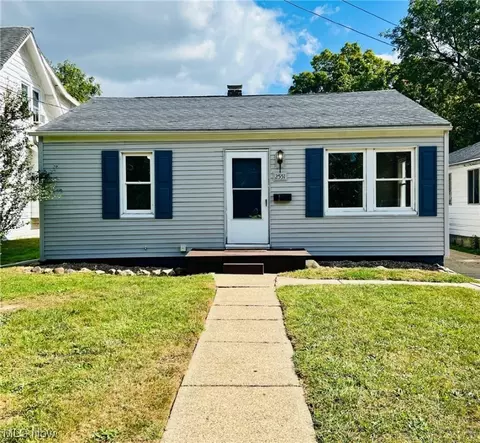 2551 Edwin Ave, Akron, OH 44314