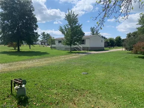 19 Anderson Rd, Fleming, OH 45729 photo 4