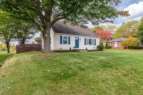5591 Ravenna Ave, Louisville, OH 44641