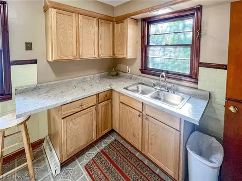 977 Compton Ln, Youngstown, OH 44502 photo 16