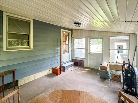 977 Compton Ln, Youngstown, OH 44502 photo 21