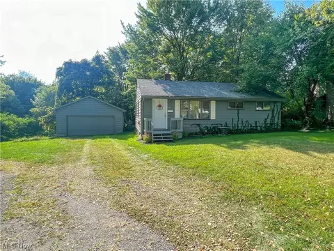 977 Compton Ln, Youngstown, OH 44502 photo 26