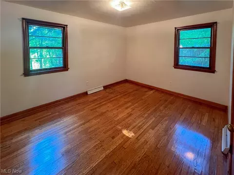 977 Compton Ln, Youngstown, OH 44502 photo 5