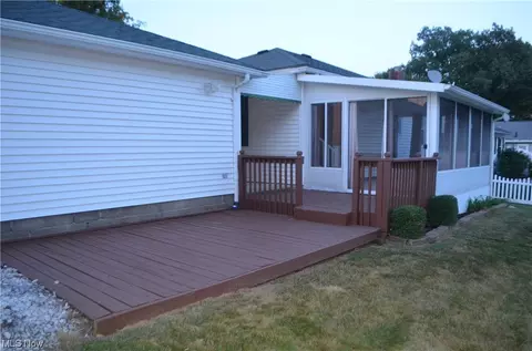 76 E Dresden Ave, Akron, OH 44301 photo 16
