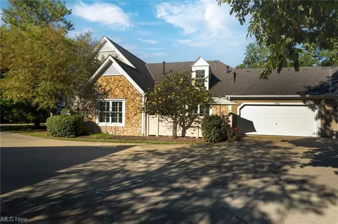 1501 Cutler Ln, Hudson, OH 44236