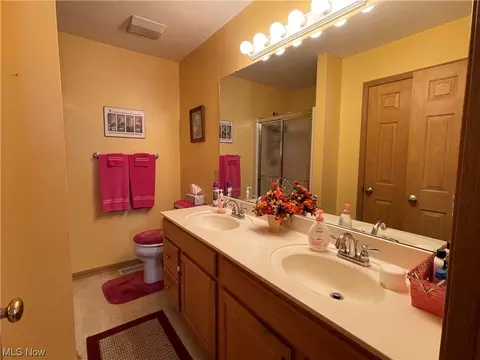 2255 Wright State Dr SE, Massillon, OH 44646 photo 8