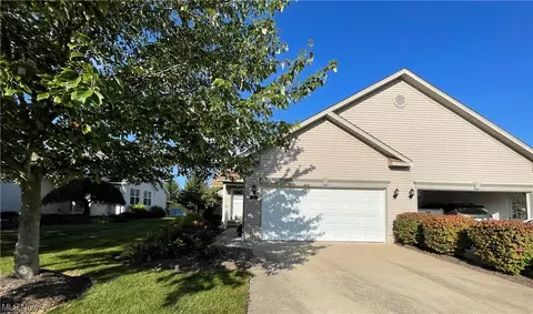 2255 Wright State Dr SE, Massillon, OH 44646 photo 2