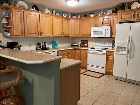 2255 Wright State Dr SE, Massillon, OH 44646 photo 5