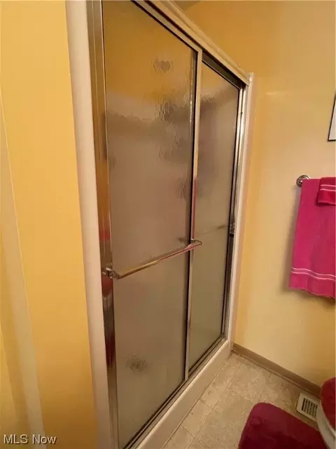 2255 Wright State Dr SE, Massillon, OH 44646 photo 9