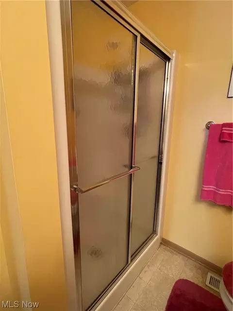 2255 Wright State Dr SE, Massillon, OH 44646 photo 9
