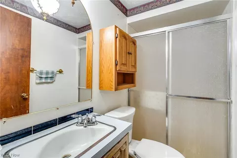 1365 Glennview St NE, Canton, OH 44721 photo 17