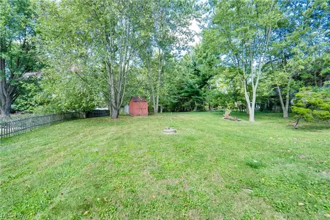 1365 Glennview St NE, Canton, OH 44721 photo 19