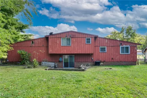 1365 Glennview St NE, Canton, OH 44721 photo 18