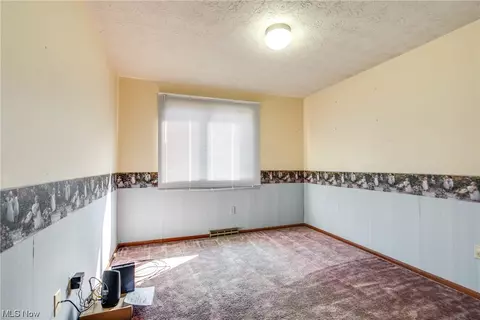 1365 Glennview St NE, Canton, OH 44721 photo 12