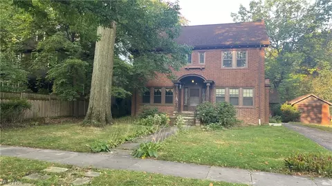 1908 Woodward Ave, Cleveland Heights, OH 44118