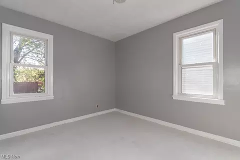 955 E 224th St, Euclid, OH 44123 photo 14