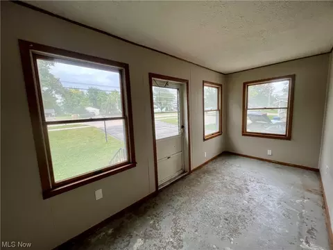 3923 Jaeger Rd, Lorain, OH 44053 photo 11