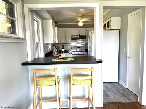 7849 State Rd, Parma, OH 44134 photo 4