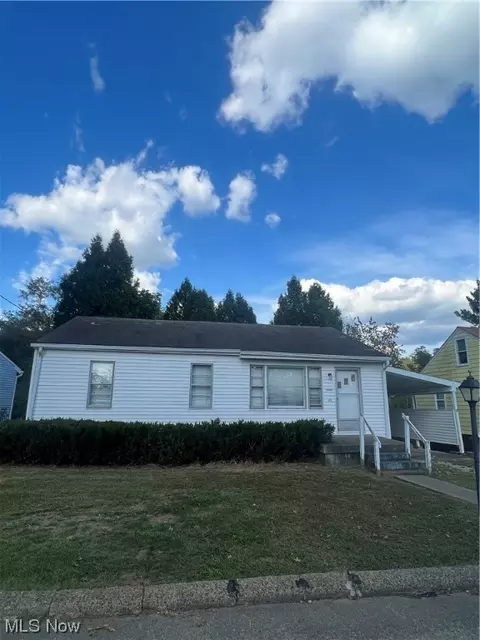 1411 Newberry Dr, Parkersburg, WV 26101
