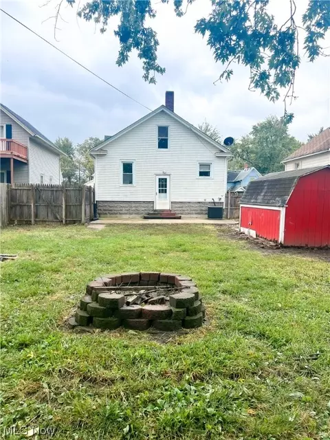141 Spruce St, Elyria, OH 44035 photo 24