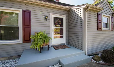 93 Wilda Ave, Boardman, OH 44512 photo 2