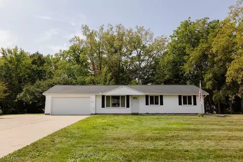9050 Cherokee Run, Macedonia, OH 44056