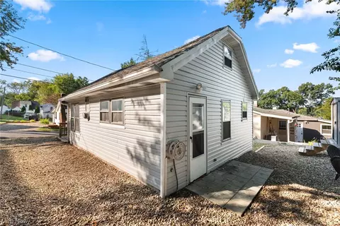 389 Cargo Ave, Akron, OH 44319 photo 31