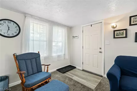 389 Cargo Ave, Akron, OH 44319 photo 9