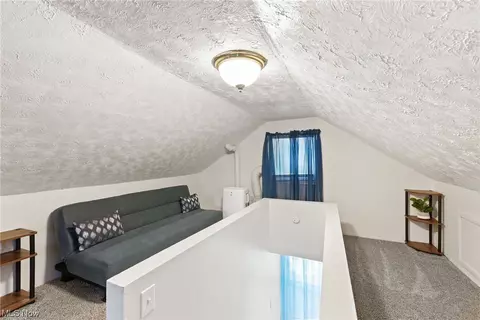 389 Cargo Ave, Akron, OH 44319 photo 15