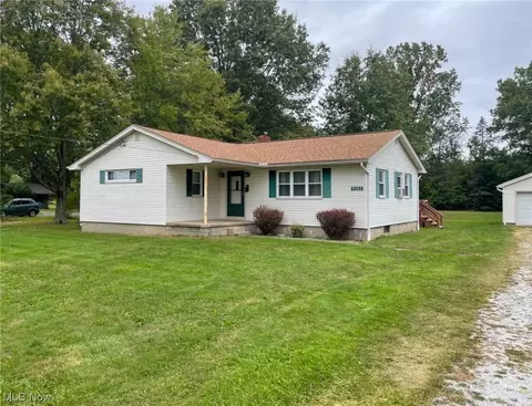 9383 Center W St, Windham, OH 44288